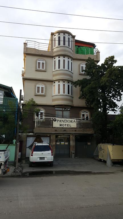 Pandora Motel Yangon Bagian luar foto