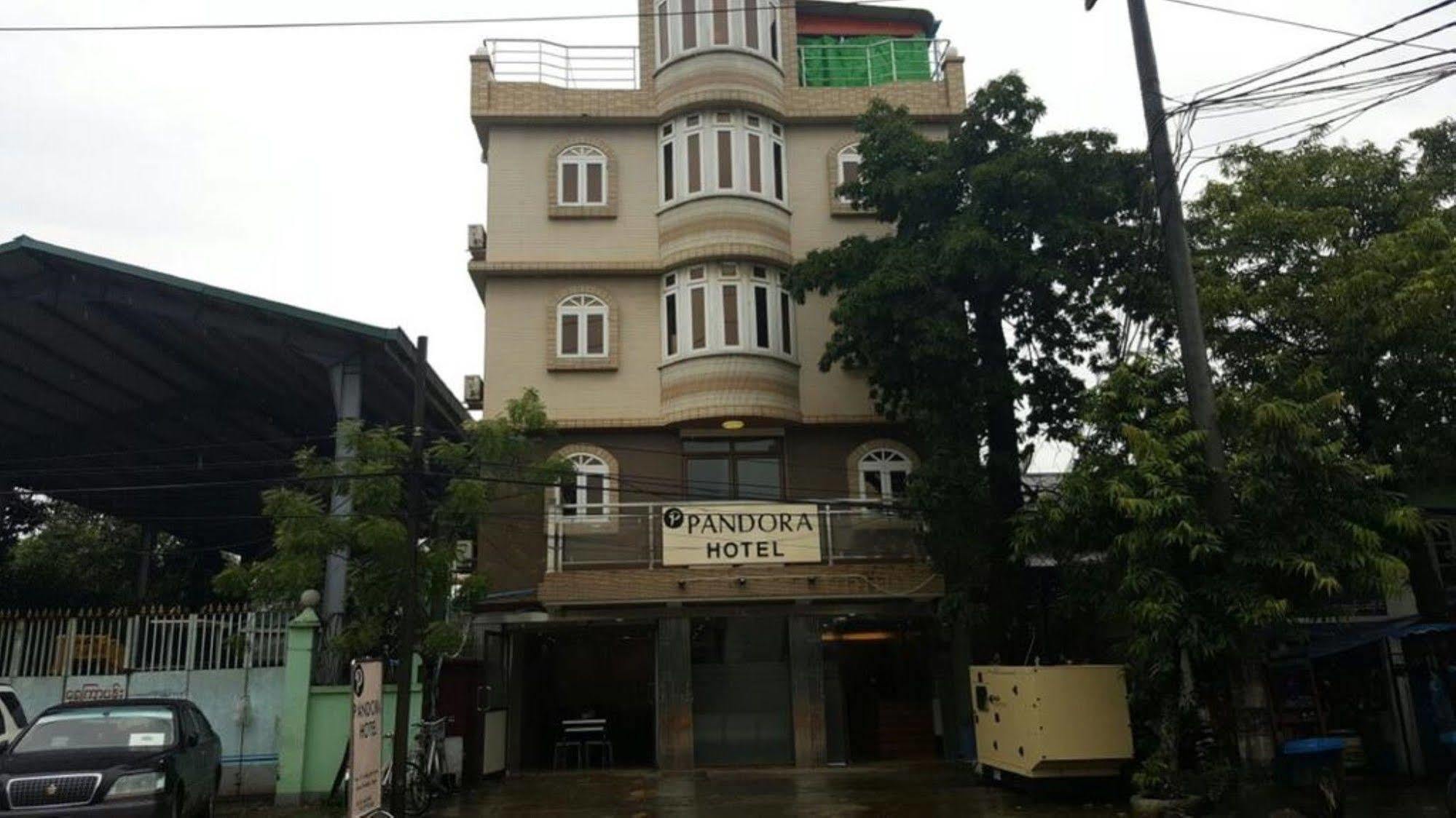 Pandora Motel Yangon Bagian luar foto